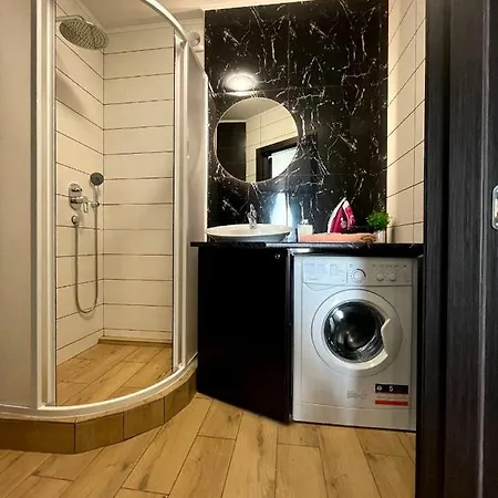 Sixkeys- Studiolebedinyy Apartment *